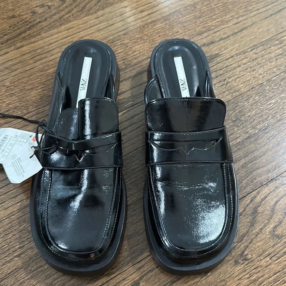 NWT Zara Women’s Loafer Slide On Shiny Black Mules Size 10/41